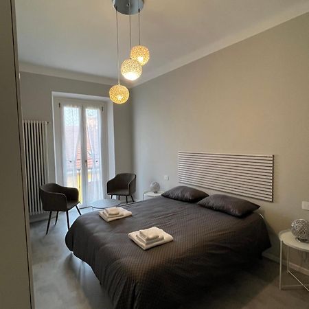 Giacomino Apartment Central Station Милано Екстериор снимка